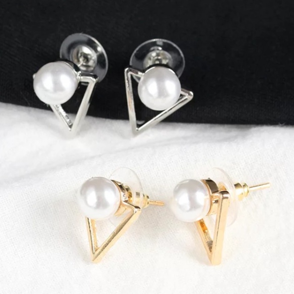 🔴5/$20⚠️𝗖𝗟𝗘𝗔𝗥𝗔𝗡𝗖𝗘⚠️Pearl Earrings NEW - Picture 7 of 9